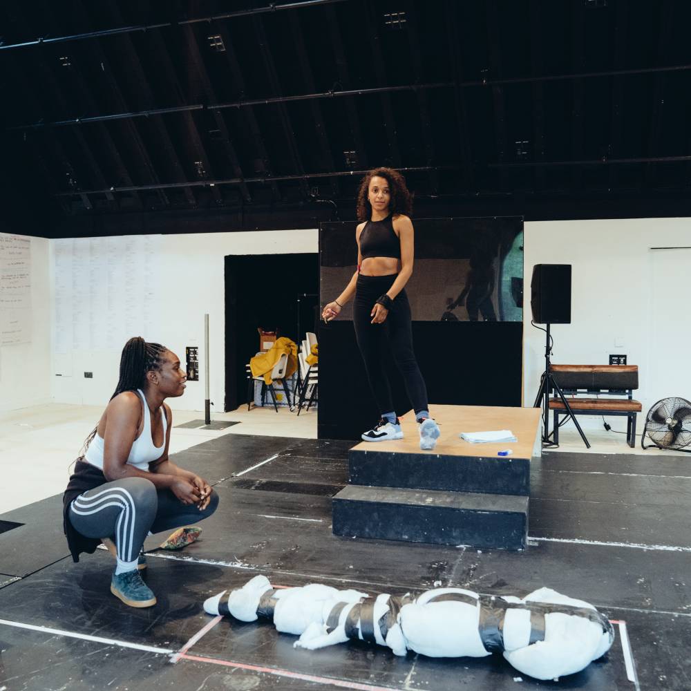 7 Methods Of Killing Kylie Jenner Zusammenfassung seven methods of killing kylie jenner film - Royal Court